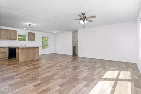 Living - 1040 River Fork Rd, Waterloo, SC 29384 photo 2 of 3