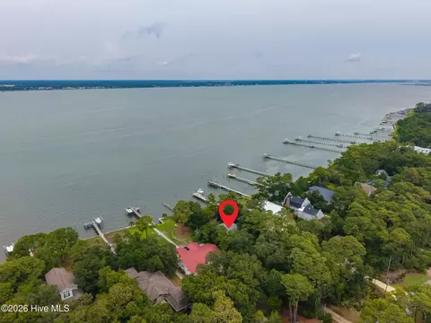 View/Area - 270 Oakleaf Dr, Pine Knoll Shores, NC 28512 photo 3 of 7