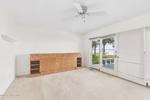 Bedroom - 270 Oakleaf Dr, Pine Knoll Shores, NC 28512 photo 1 of 5