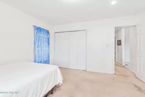 Bedroom - 270 Oakleaf Dr, Pine Knoll Shores, NC 28512 photo 4 of 5