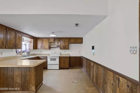 Kitchen - 131 Cyndee Cir, Martinez, GA 30907 photo 1 of 2