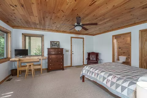 Bedroom - 509 Lonesome Pine Rd, Murphy, NC 28906 photo 6 of 7