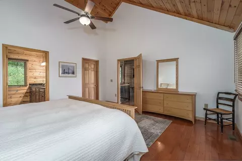 Bedroom - 509 Lonesome Pine Rd, Murphy, NC 28906 photo 2 of 7