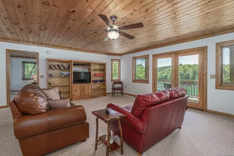Living - 509 Lonesome Pine Rd, Murphy, NC 28906 photo 5 of 6