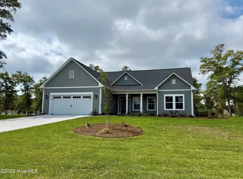 4421 Village Green Dr SW #HOME 110, Shallotte, NC 28470