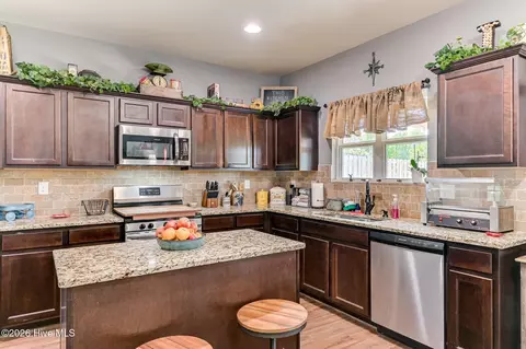 Kitchen - 4625 Southwind Rd, Evans, GA 30809 photo 4 of 5