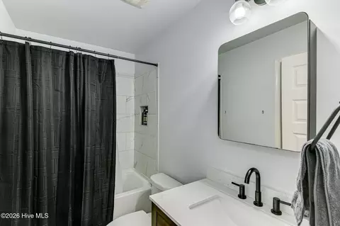 Bath - 4625 Southwind Rd, Evans, GA 30809 photo 6 of 6