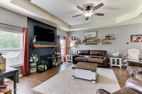 Living - 4625 Southwind Rd, Evans, GA 30809 photo 2 of 3