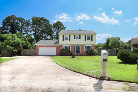 113 Ronny Ct, Jacksonville, NC 28546