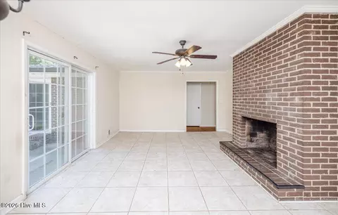 Living - 3141 Ramsgate Rd, Augusta, GA 30909 photo 7 of 9