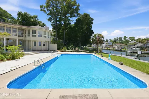Exterior - 286 Oakleaf Dr, Pine Knoll Shores, NC 28512 photo 8 of 14
