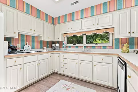 Kitchen - 286 Oakleaf Dr, Pine Knoll Shores, NC 28512 photo 4 of 6