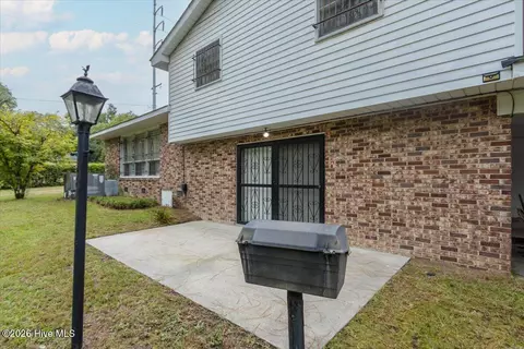 Exterior - 2462 Leslie Cir, Augusta, GA 30906 photo 6 of 8