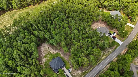29841 Peach Orchard Rd, Wagram, NC 28396
