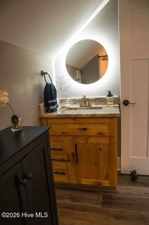 Bath - 906 Marshview Ct, Hubert, NC 28539 photo 4 of 4