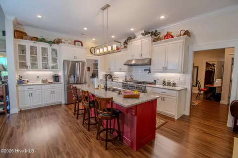 Kitchen - 1455 Upper Peachtree Rd, Murphy, NC 28906 photo 2 of 7