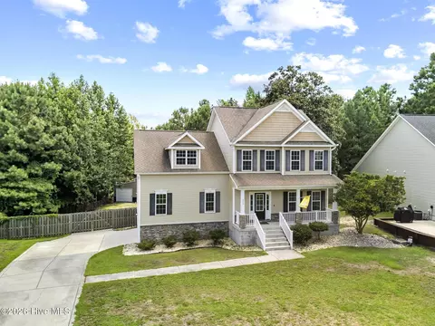 220 Gelynda Ct, Holly Ridge, NC 28445