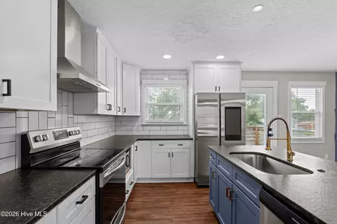 Kitchen - 4032 Rio Pinar Dr, Augusta, GA 30906 photo 2 of 4