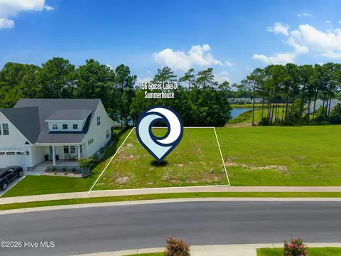 156 Spicer Lake Dr, Holly Ridge, NC 28445