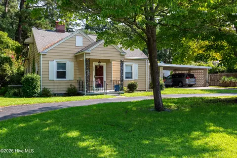 1404 Mcarthur Ave, New Bern, NC 28560