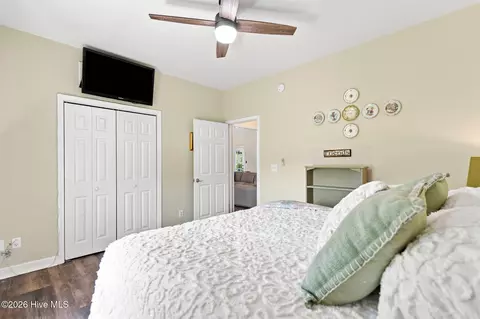 Bedroom - 103 Bergman St, Hampstead, NC 28443 photo 6 of 9