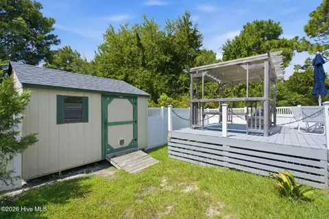 Exterior - 103 Bergman St, Hampstead, NC 28443 photo 10 of 10