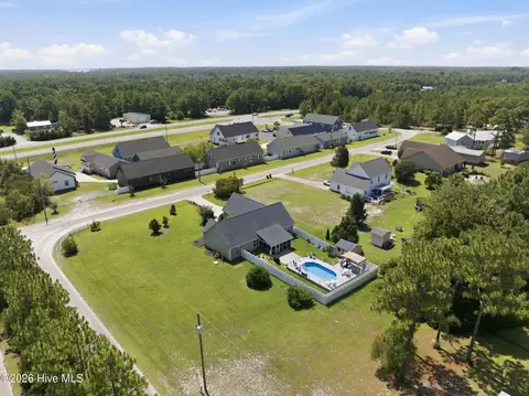 View/Area - 103 Bergman St, Hampstead, NC 28443 photo 6 of 9