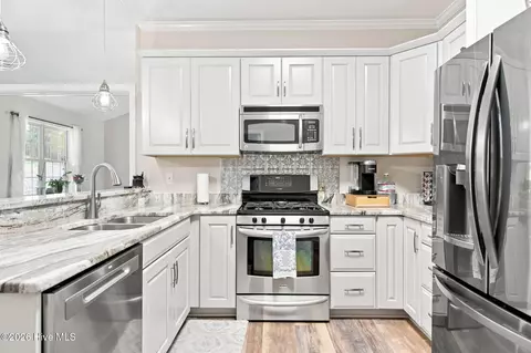 Kitchen - 103 Bergman St, Hampstead, NC 28443 photo 1 of 5