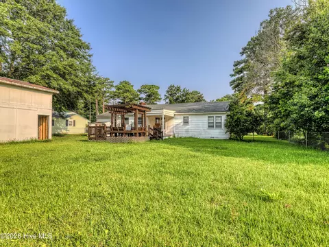 Exterior - 111 Pineview St, Havelock, NC 28532 photo 10 of 14