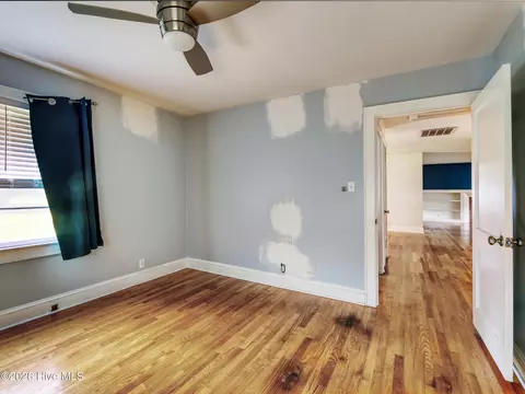 Bedroom - 111 Pineview St, Havelock, NC 28532 photo 4 of 10