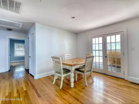 Dining - 111 Pineview St, Havelock, NC 28532 photo 1 of 4