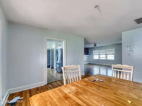 Dining - 111 Pineview St, Havelock, NC 28532 photo 4 of 4