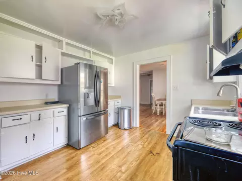 Kitchen - 111 Pineview St, Havelock, NC 28532 photo 3 of 4