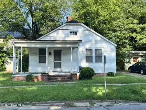 216 E Peyton Ave, Kinston, NC 28501 photo 2