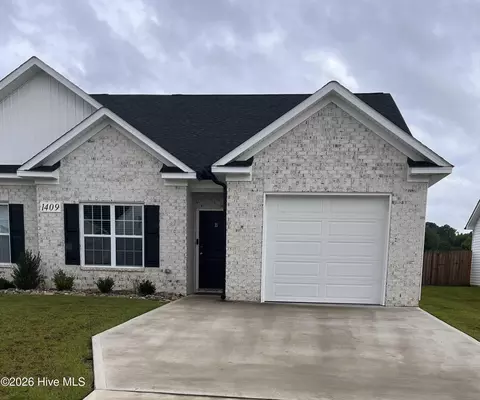 1409 Dorset Dr, Greenville, NC 27834