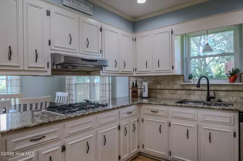 Kitchen - 532 Waterford Dr, Evans, GA 30809 photo 5 of 6