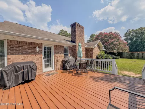 Exterior - 532 Waterford Dr, Evans, GA 30809 photo 6 of 15