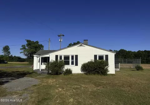 5483 Toddy Rd, Farmville, NC 27828