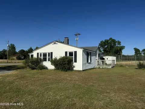 5483 Toddy Rd, Farmville, NC 27828