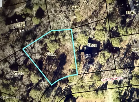28 Boyd Park Dr, Greenville, NC 27858