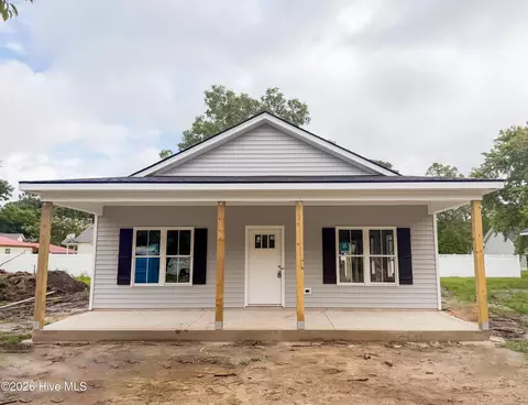 4274 Ellis Ave, Farmville, NC 27828