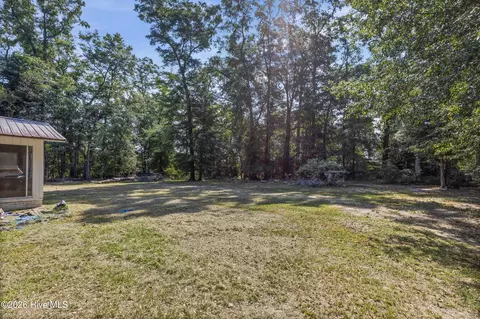 Exterior - 203 Helen St, Hampton, SC 29924 photo 3 of 5