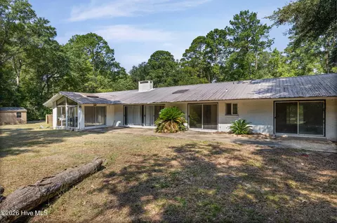 Exterior - 203 Helen St, Hampton, SC 29924 photo 5 of 5