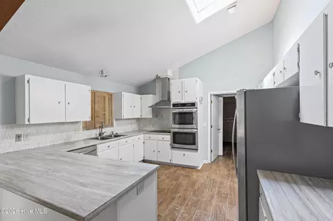 Kitchen - 203 Helen St, Hampton, SC 29924 photo 2 of 4