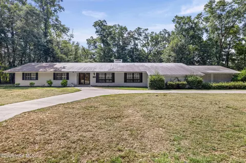 Exterior - 203 Helen St, Hampton, SC 29924 photo 1 of 5