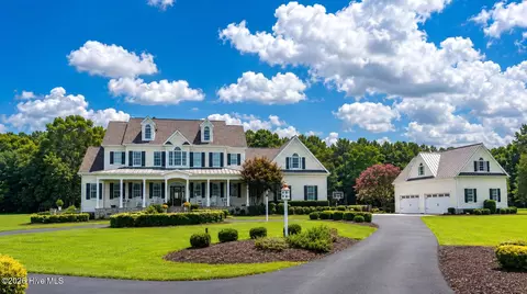 681 V O A Site C Rd, Greenville, NC 27834