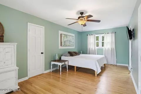 Bedroom - 2704 Bolling Rd, Augusta, GA 30909 photo 4 of 7