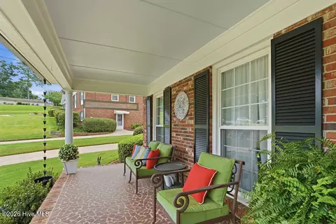 Exterior - 2704 Bolling Rd, Augusta, GA 30909 photo 3 of 9