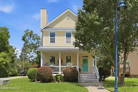 215 W Railroad St, Jacksonville, NC 28540