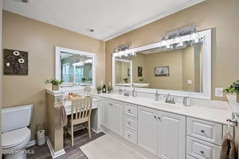 1 Sun Ct, Calabash, NC 28467